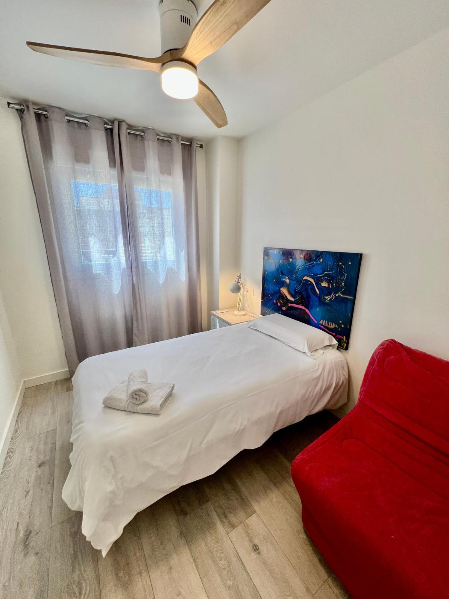Apartamentos Rincon Del Mar Torre Del Mar Εξωτερικό φωτογραφία